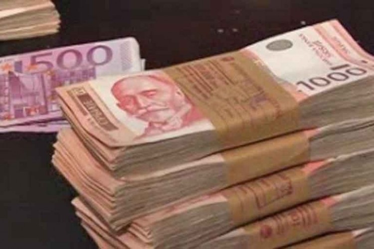 Uhićeno 25 osoba, sumnja se da su oštetili proračun Srbije za 350.000 eura