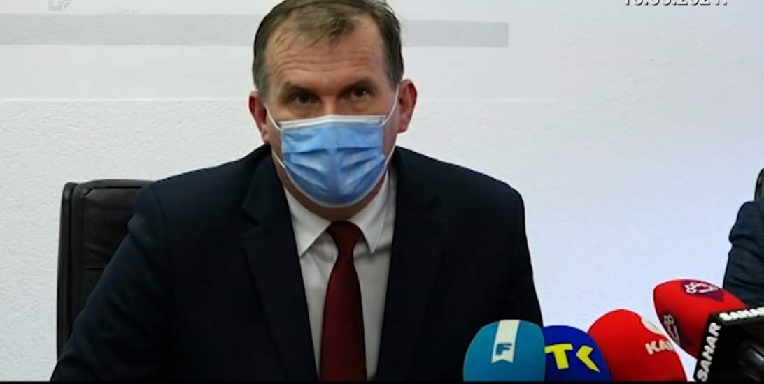 Dr. Šekib Umihanić: Skupština TK ispoljava silu, broj oboljelih raste
