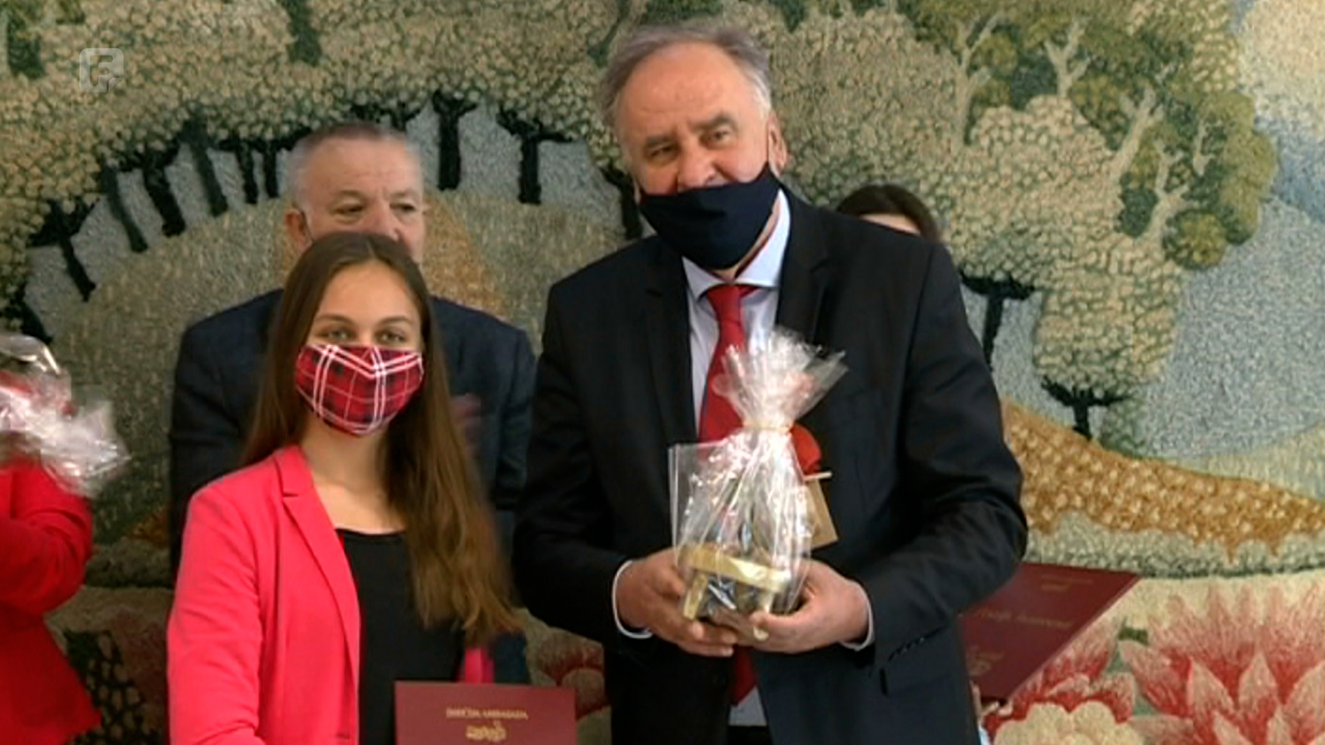 Bogiću Bogićeviću Zlatna plaketa Dječije ambasade Međaši