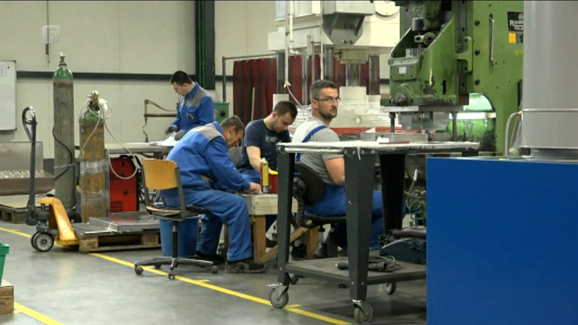 Probudile se kantonalne vlasti: Rezovi i ukidanje parafiskalnih nameta