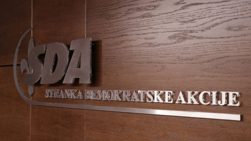 Krivokapićeva tajna čestitka ukazuje na njegove skrivene namjere prema BiH