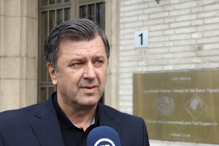 Amir Ahmić nakon presude Ratku Mladiću govori za FR