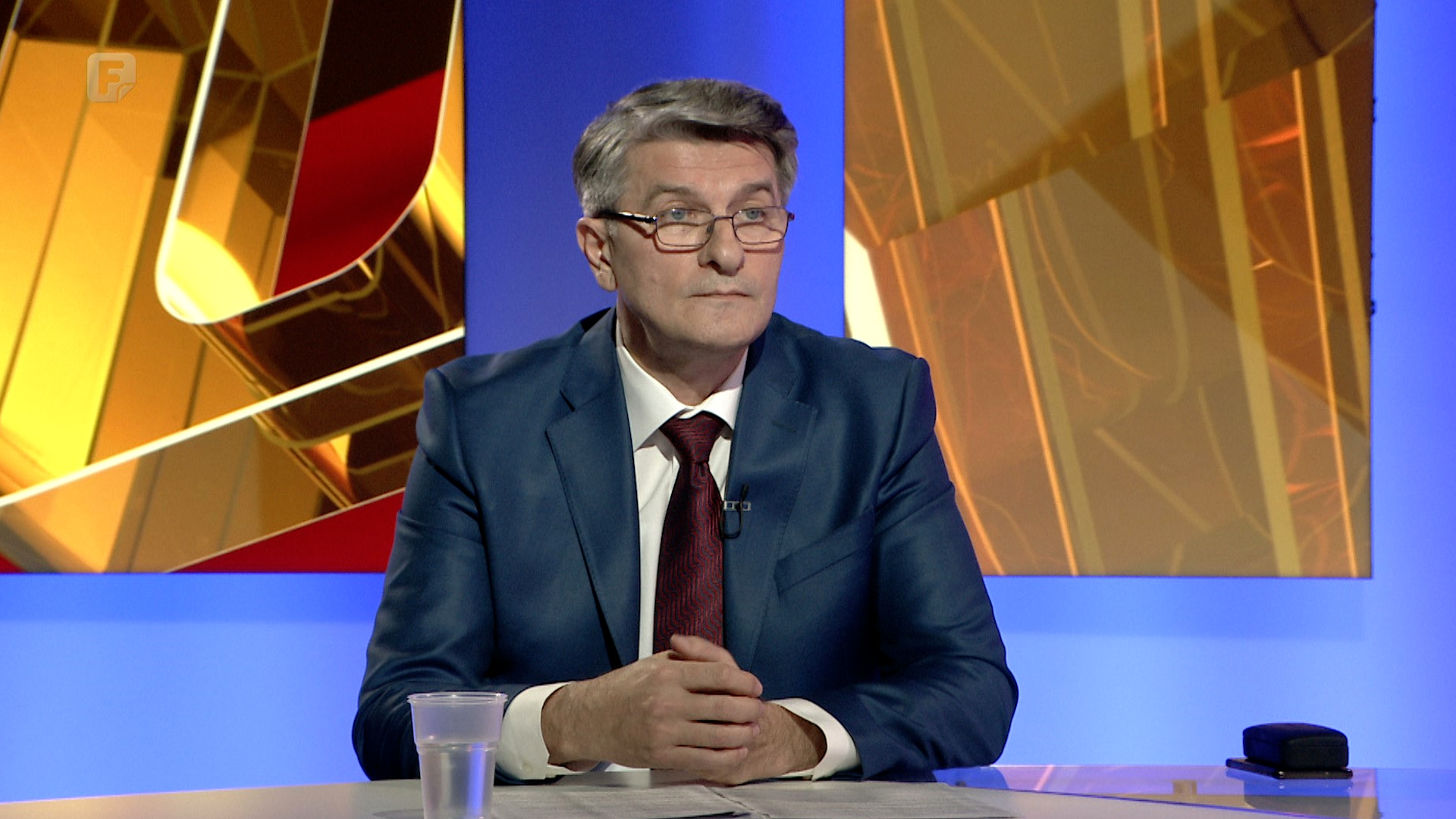 Mehmedović za Plenum: BiH će se teško sama izboriti protiv fašizma