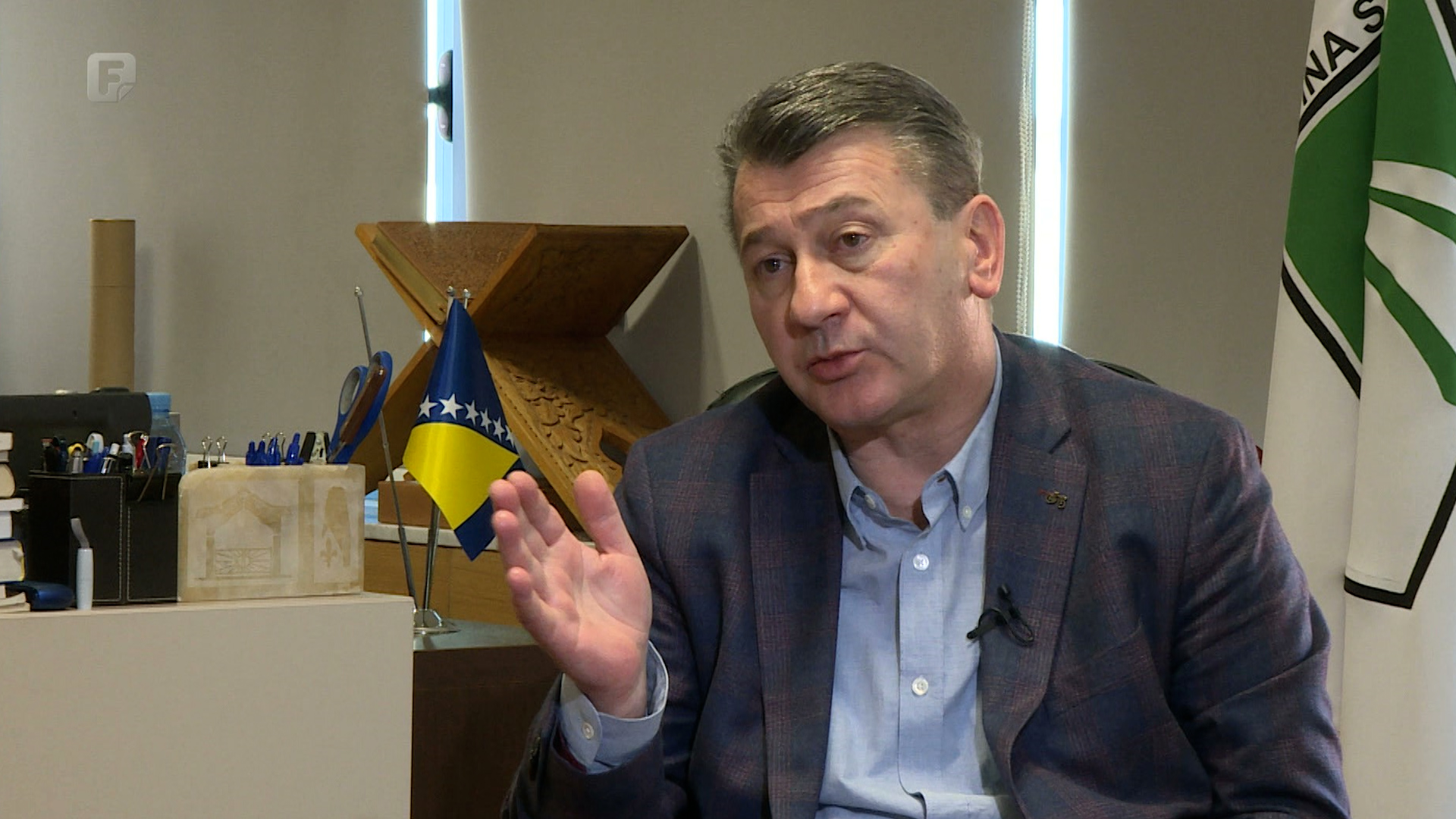 Hadžibajrić: Smiješni su navodi da sam sa Skakom utjecao na vijećnike