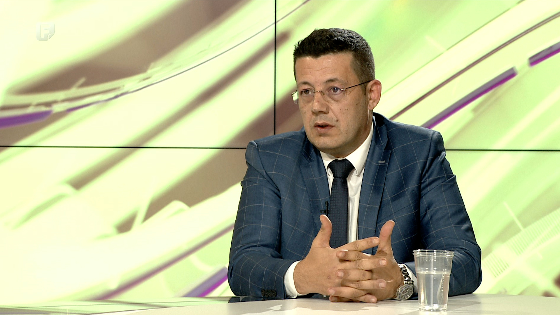 Čampara u Rezimeu: Sigurnost nije ugrožena, ali jeste policija od politike