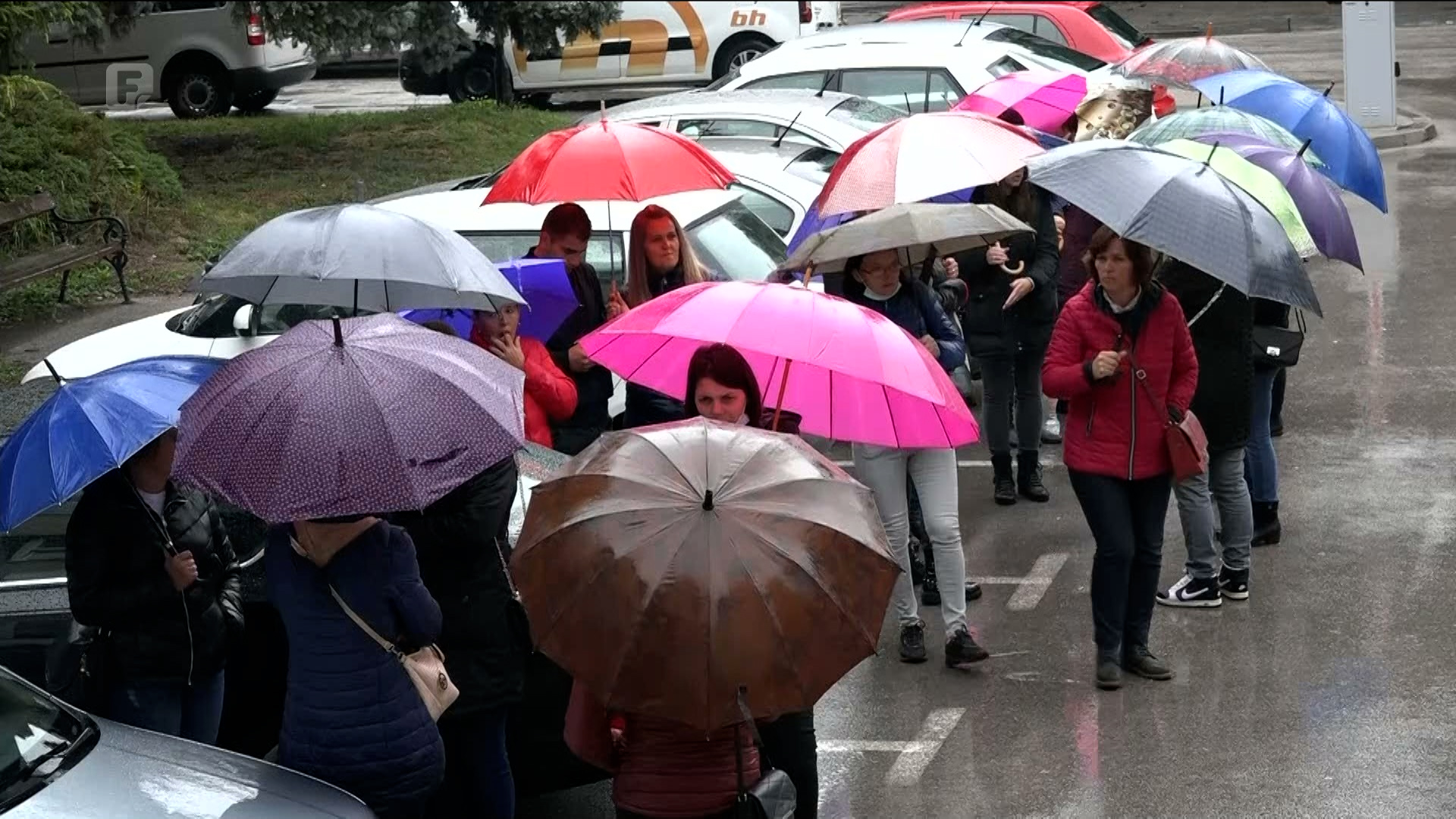 Protest roditelja u Jajcu - traže organizovan prijevoz do škole