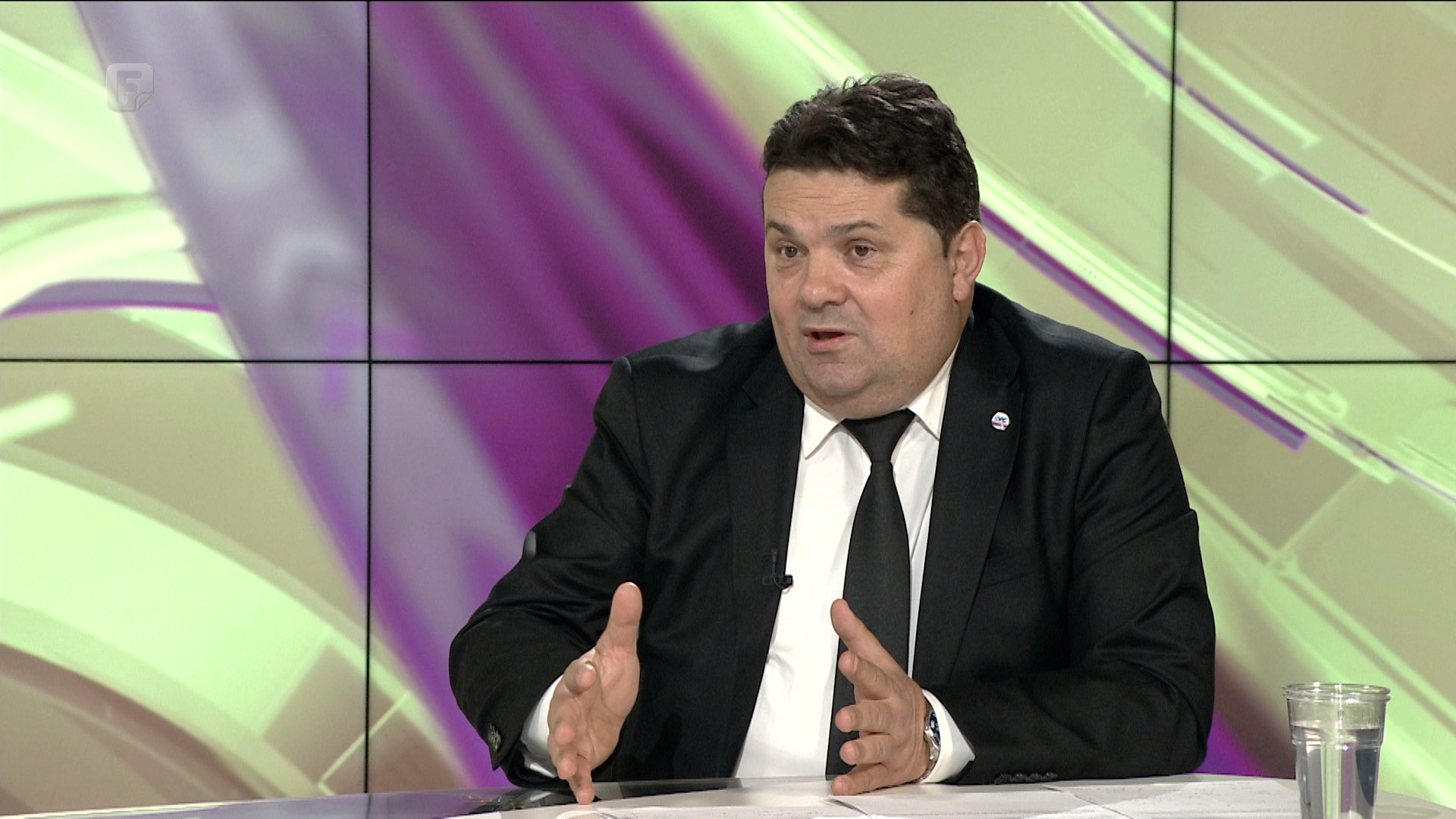 Stevandić: Lovrinović nam ukrao šou, Zvizdić kao na seoskom zboru