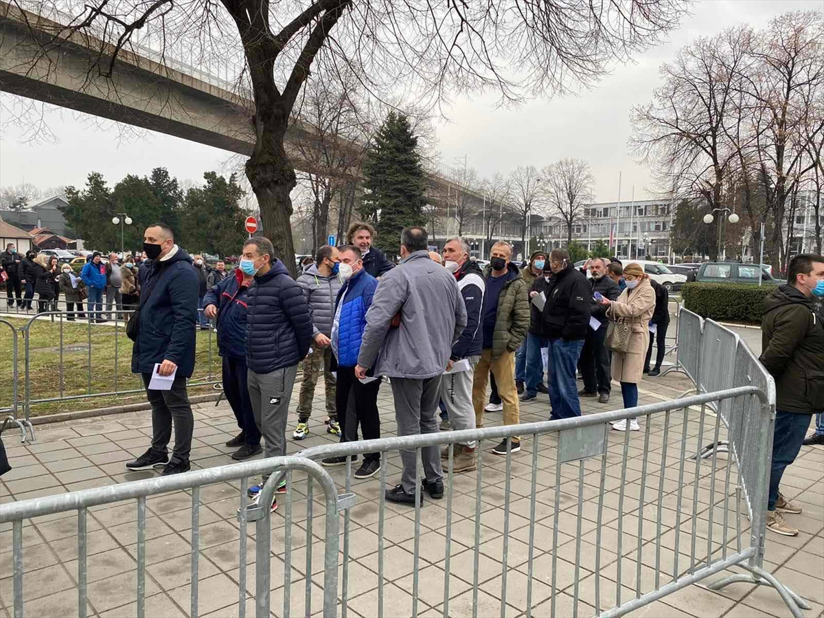 U Beogradu počela vakcinacija taksista