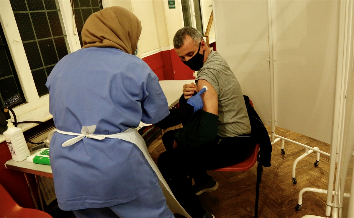 Velika Britanija: Noćna imunizacija za muslimane koji poste
