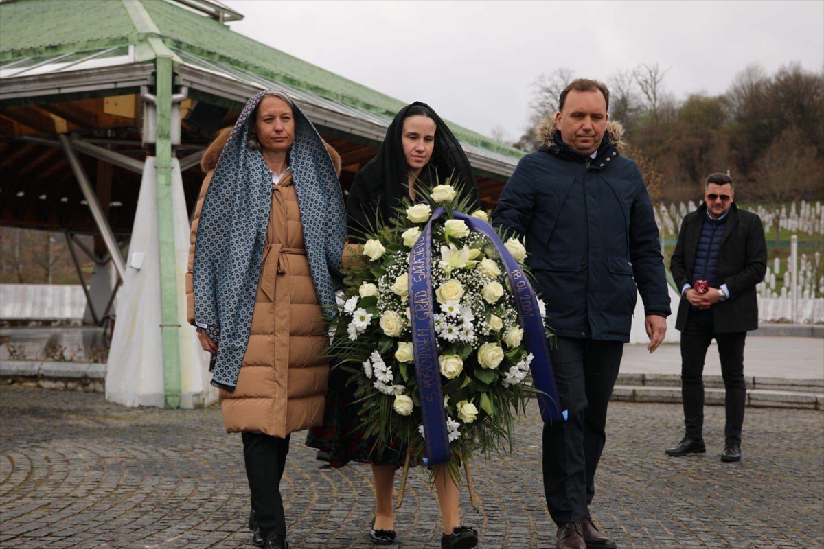 Gradonačelnica Sarajeva odala počast žrtvama genocida u Srebrenici