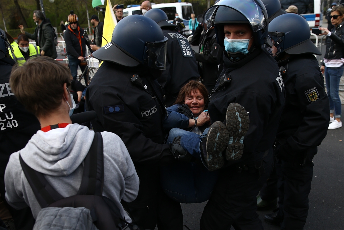 Sukob policije i demonstranata u Berlinu