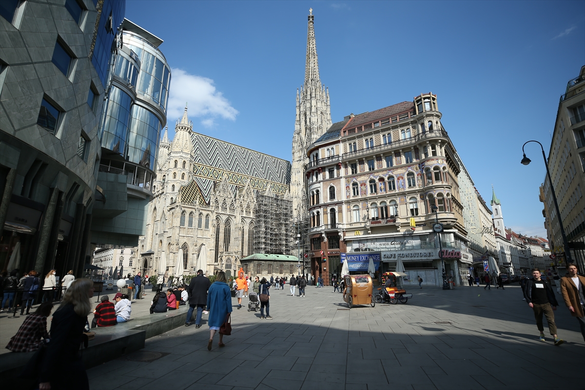 U Beču ponovo otvoreni tržni centri