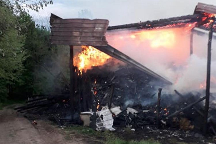 Izgorio pomoćni objekat na području Doboja
