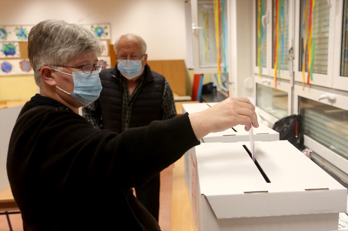 Otvorena biračka mjesta za lokalne izbore u Hrvatskoj