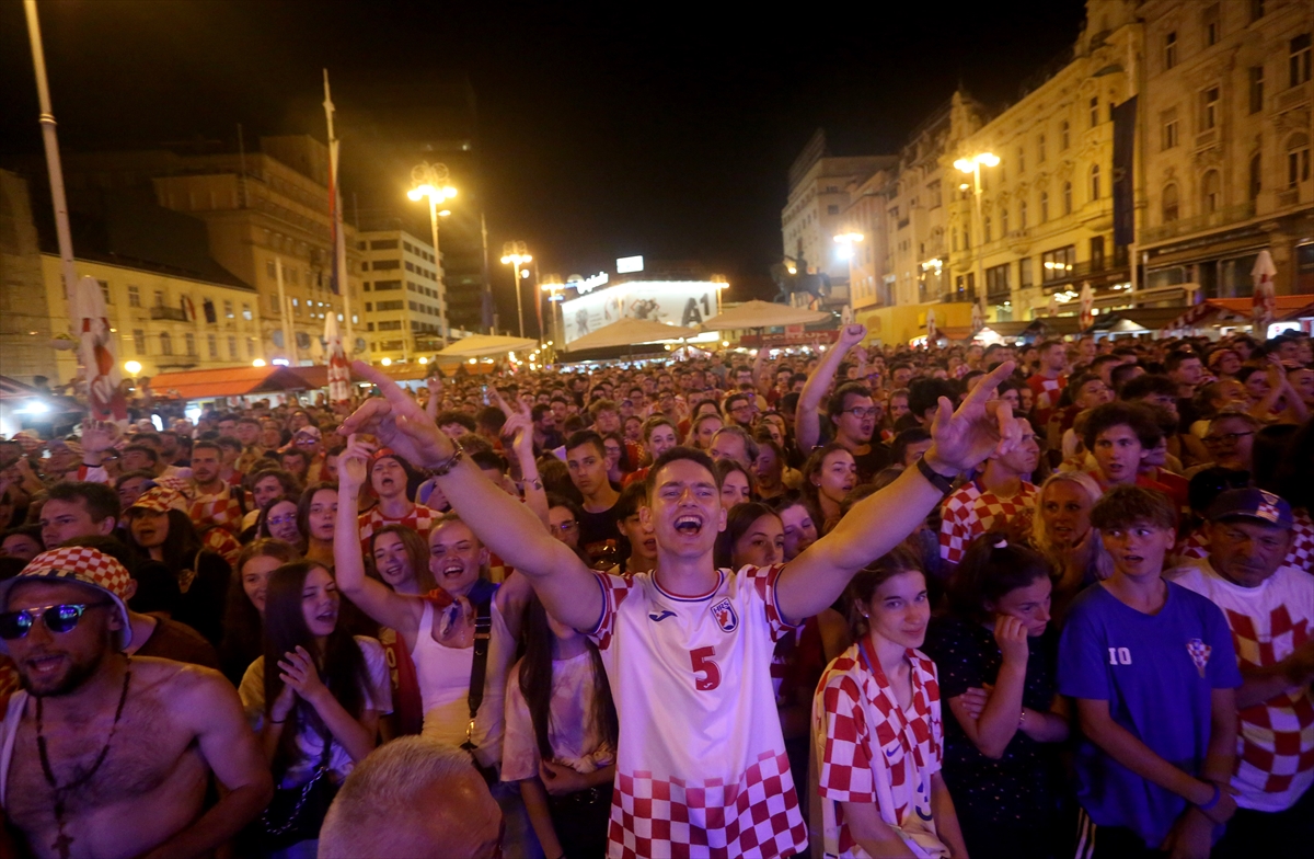 Hrvatska: Navijači proslavili pobjedu ”Vatrenih”