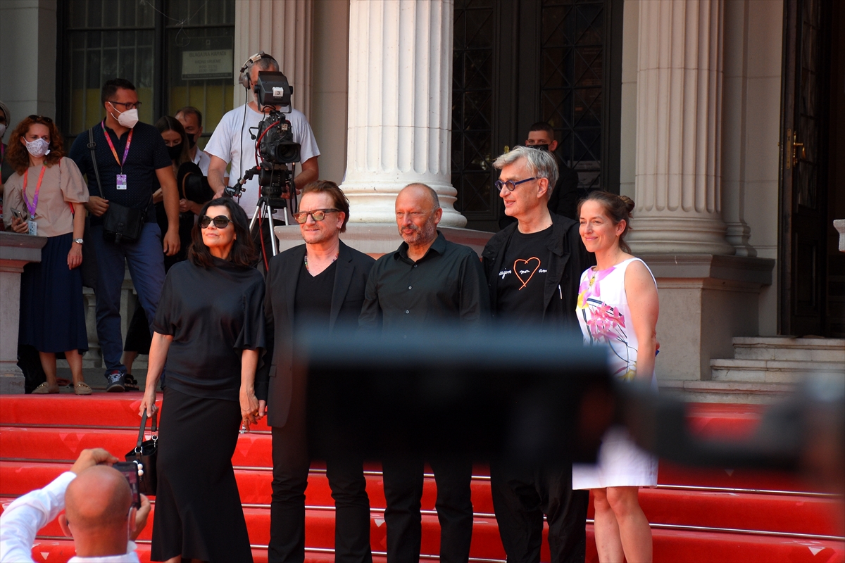 Bono Vox i Wim Wenders prošetali crvenim tepihom SFF-a