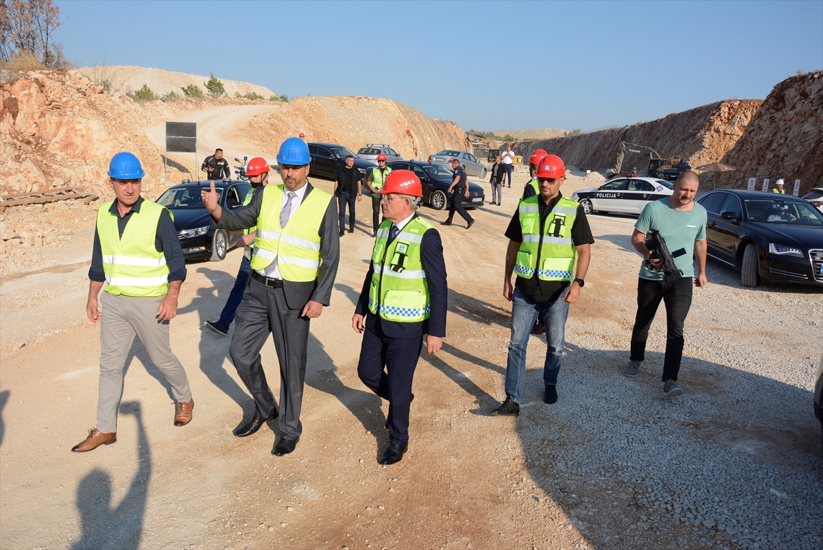 Šefik Džaferović posjetio gradilište na autoputu u Počitelju