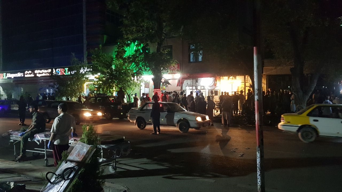 Talibani osudili napad kod aerodroma u Kabulu