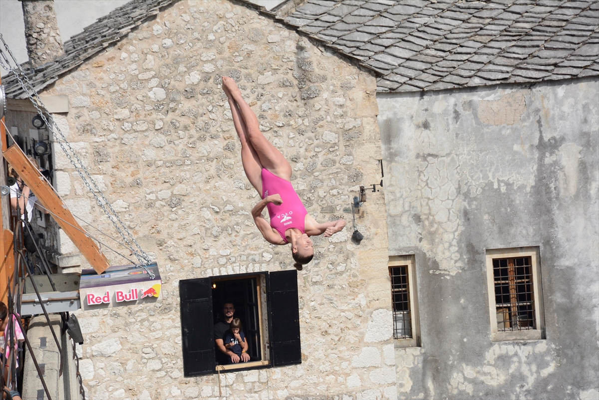 Počela finalna serija Cliff diving skokova sa Starog mosta u Mostaru