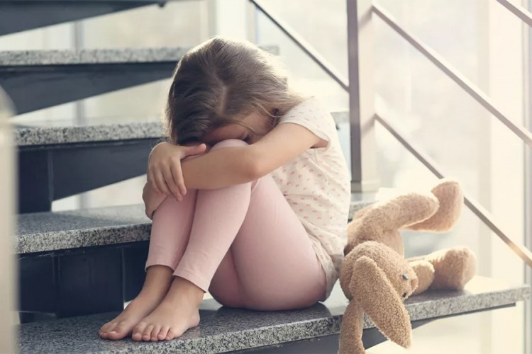 Užas u Šekovićima: Žena snimala muškarca prilikom obljube djeteta
