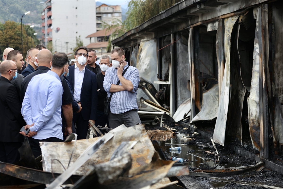 Pendarovski: Za sada nema indicija da je požar u bolnici podmetnut