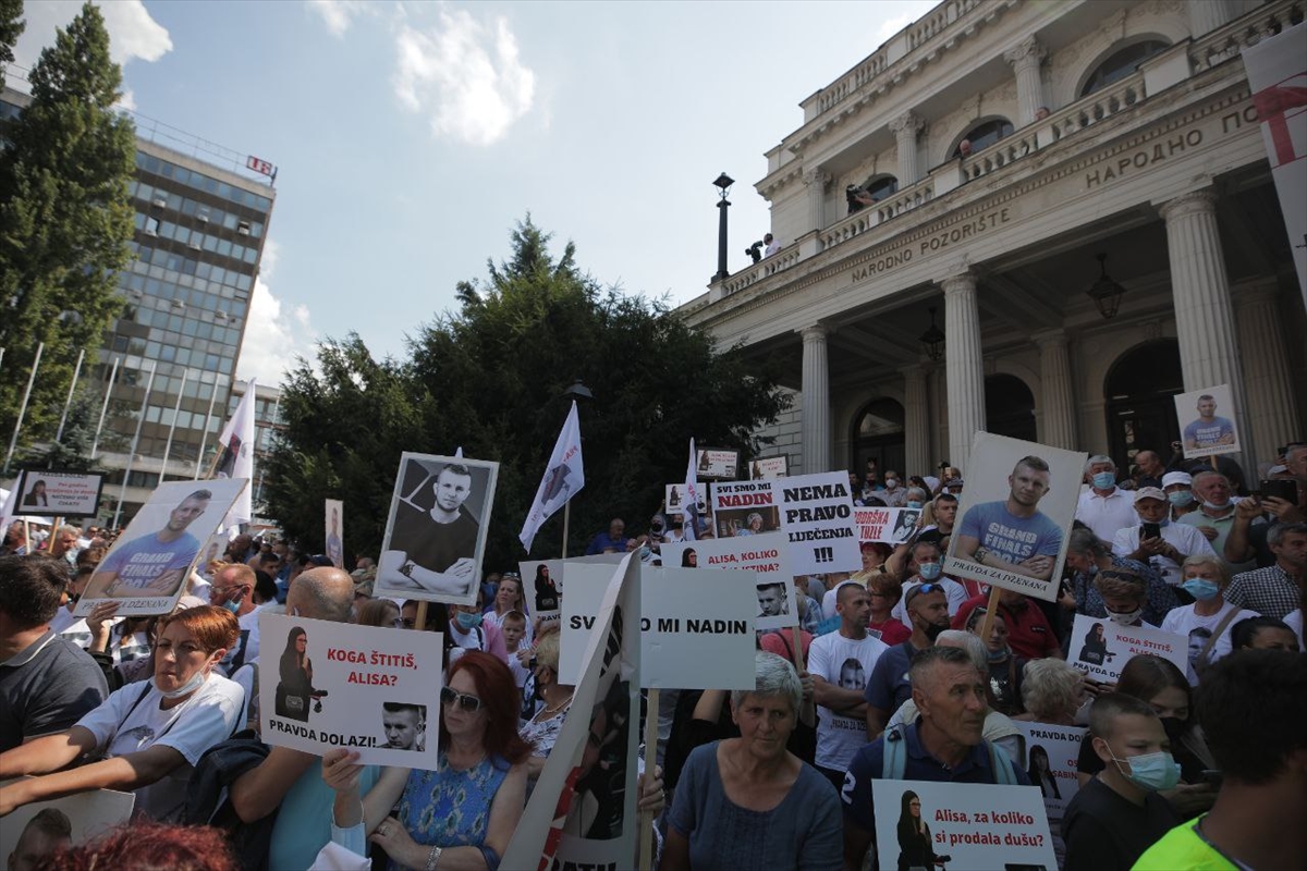 U Sarajevu održani protesti 'Pravda za Dženana i Davida'