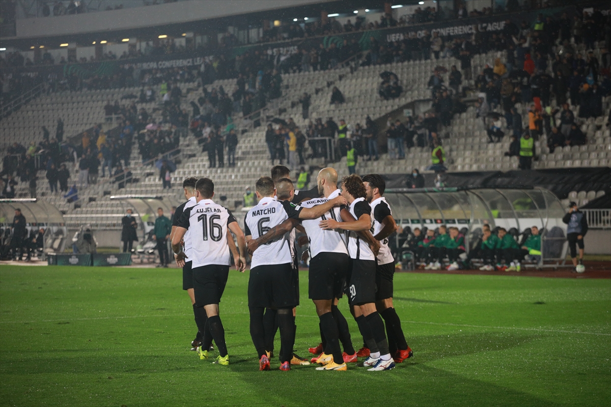 Partizan slavio u Beogradu protiv Flore