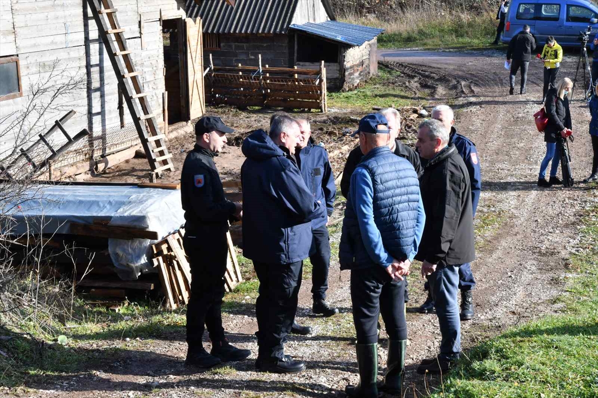 Vlada RS-a obećala pomoći svima koji su pretrpjeli štetu u poplavama u I. Sarajevu