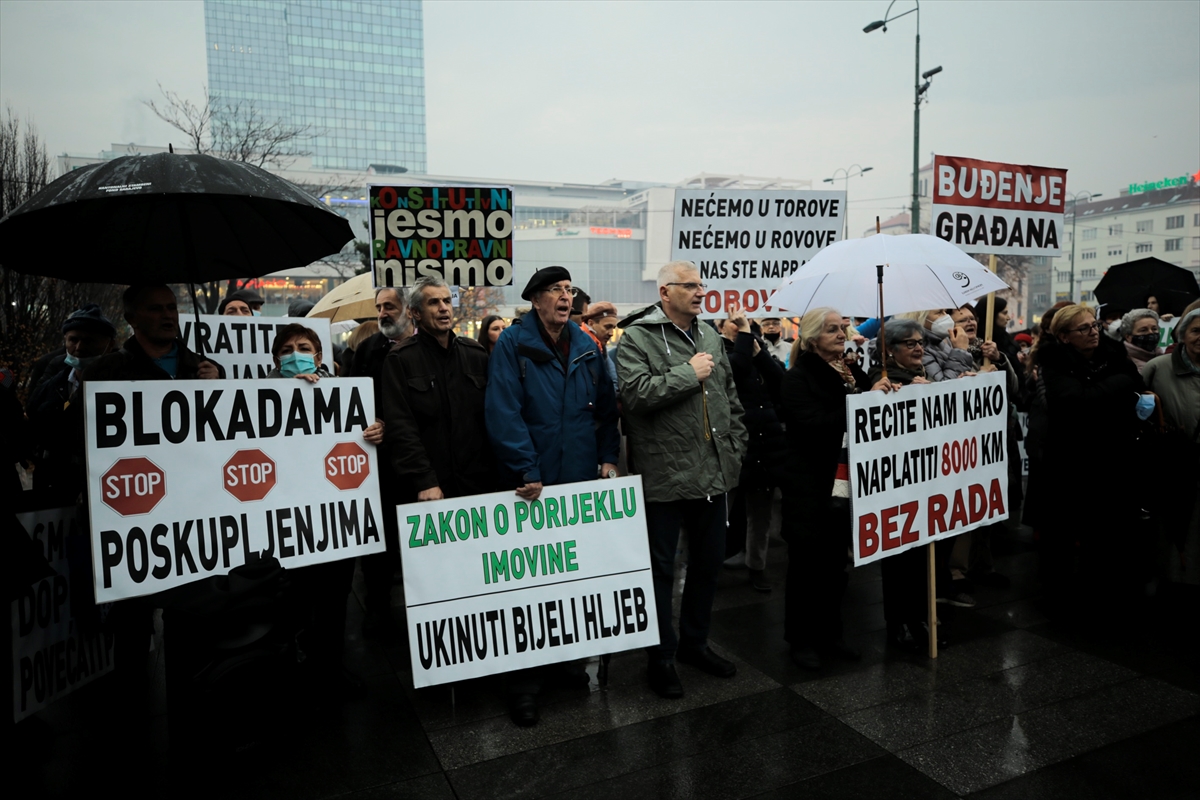 Protesti u Sarajevu: Traže normalan život i deblokadu institucija