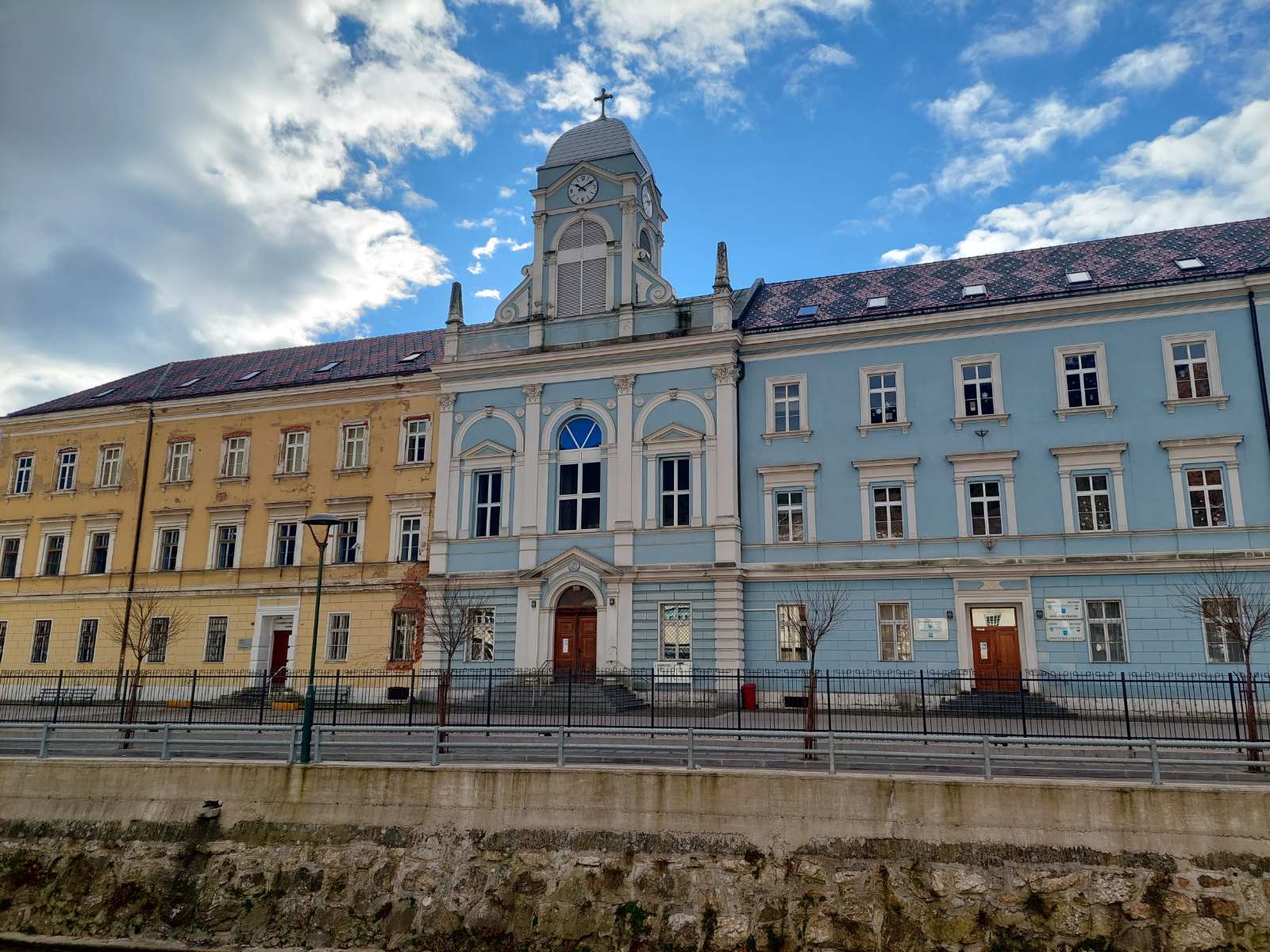 Nastava u SBK-u počela iako je broj zaraženih drastično porastao