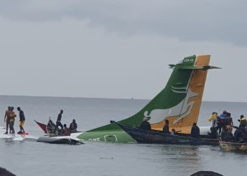 Broj poginulih u padu aviona u Viktorijino jezero narastao na 19