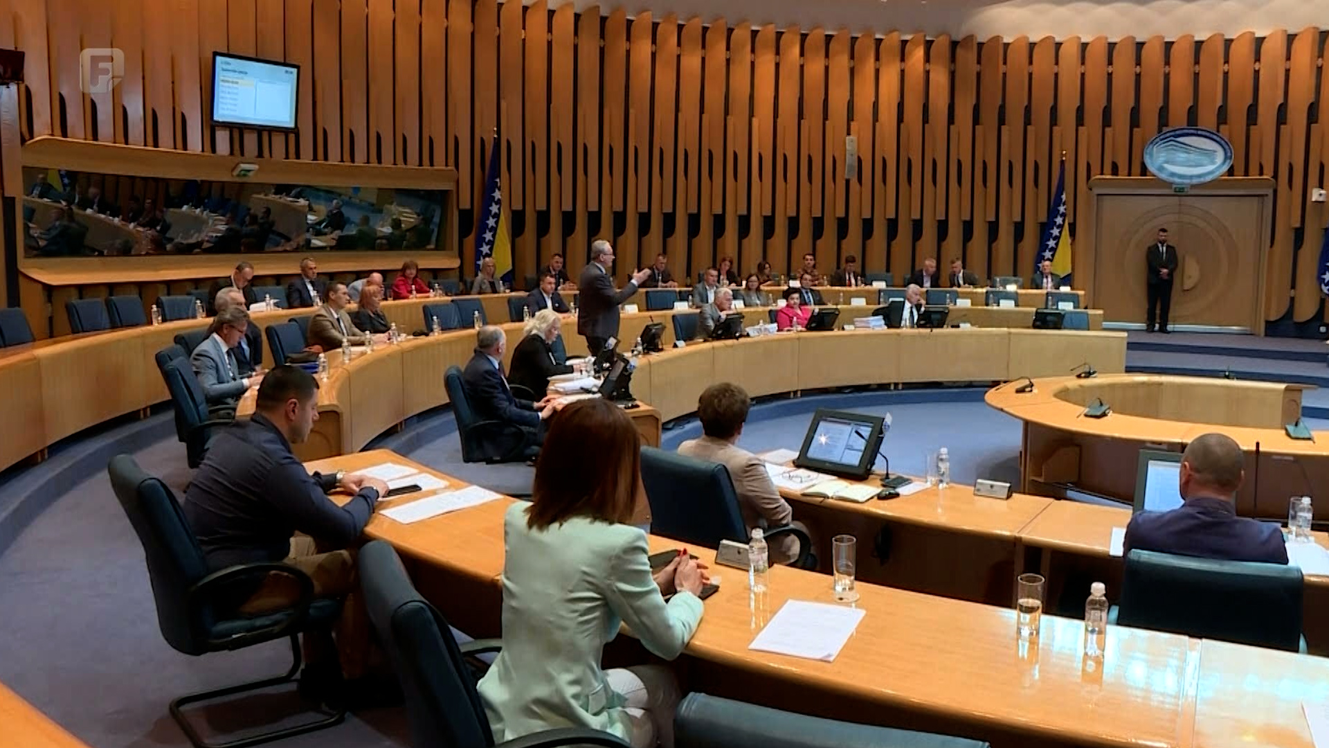 Konstitutivni grobari manjina