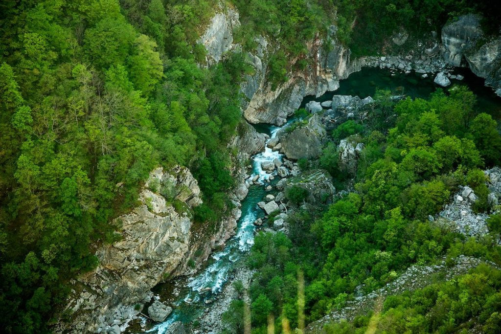 Avanturistički i adrenalinski turizam-rafting i kanu safari