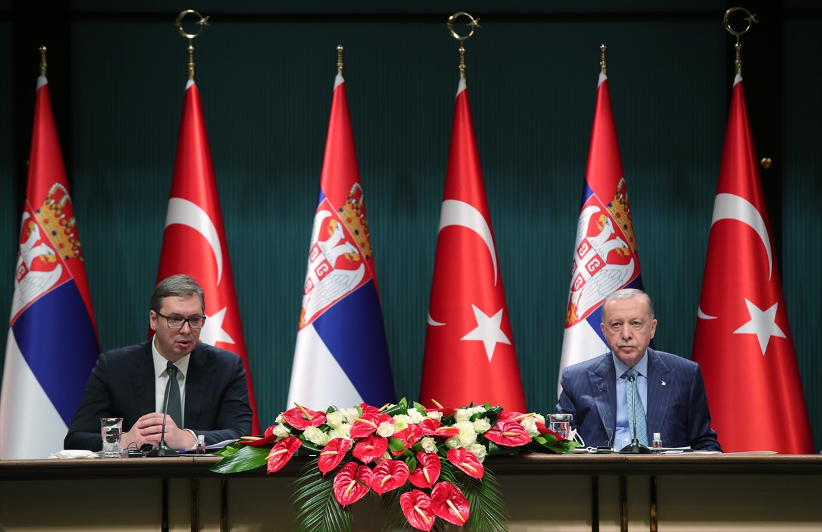 Vučić: Mir, razgovor i Dejtonski sporazum od suštinskog značaja za BiH