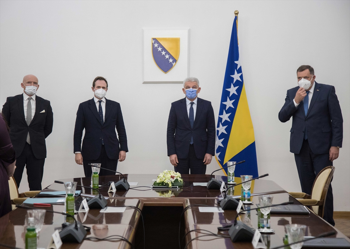 Članovi Predsjedništva BiH Džaferović i Dodik primili delegaciju britanskog parlamenta