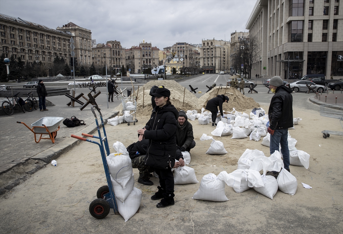 Ukrajinci podižu punktove i nastavljaju pripreme za odbranu Kijeva