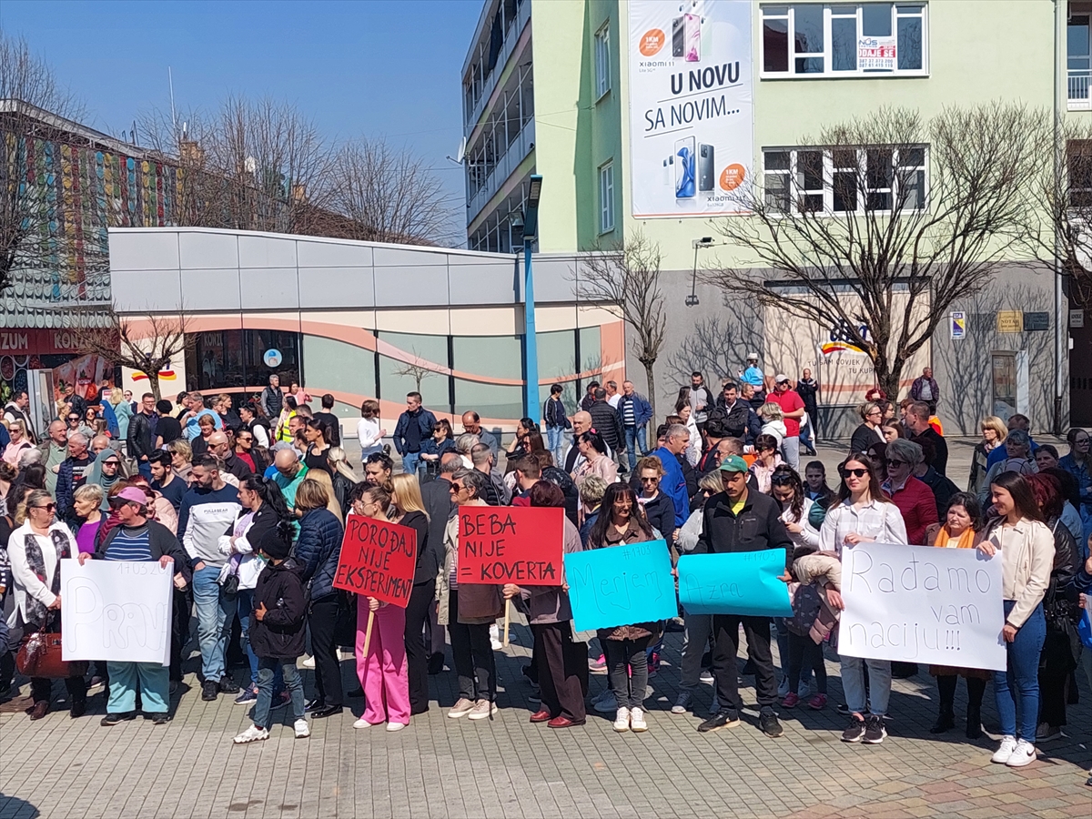 Protest u Bihaću: Hoćemo porodilište bez straha i korupcije