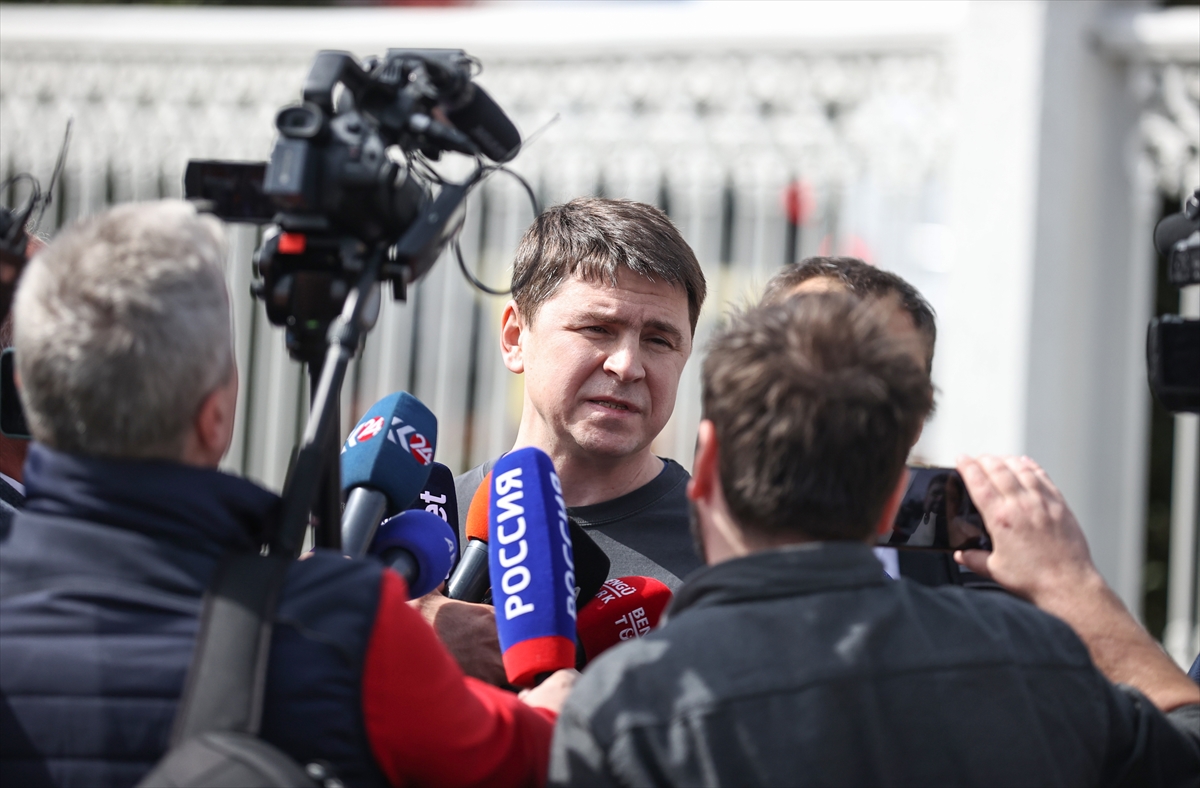 Podoljak: Rezultati sastanka u Istanbulu dovoljni za sastanak na nivou predsjednika