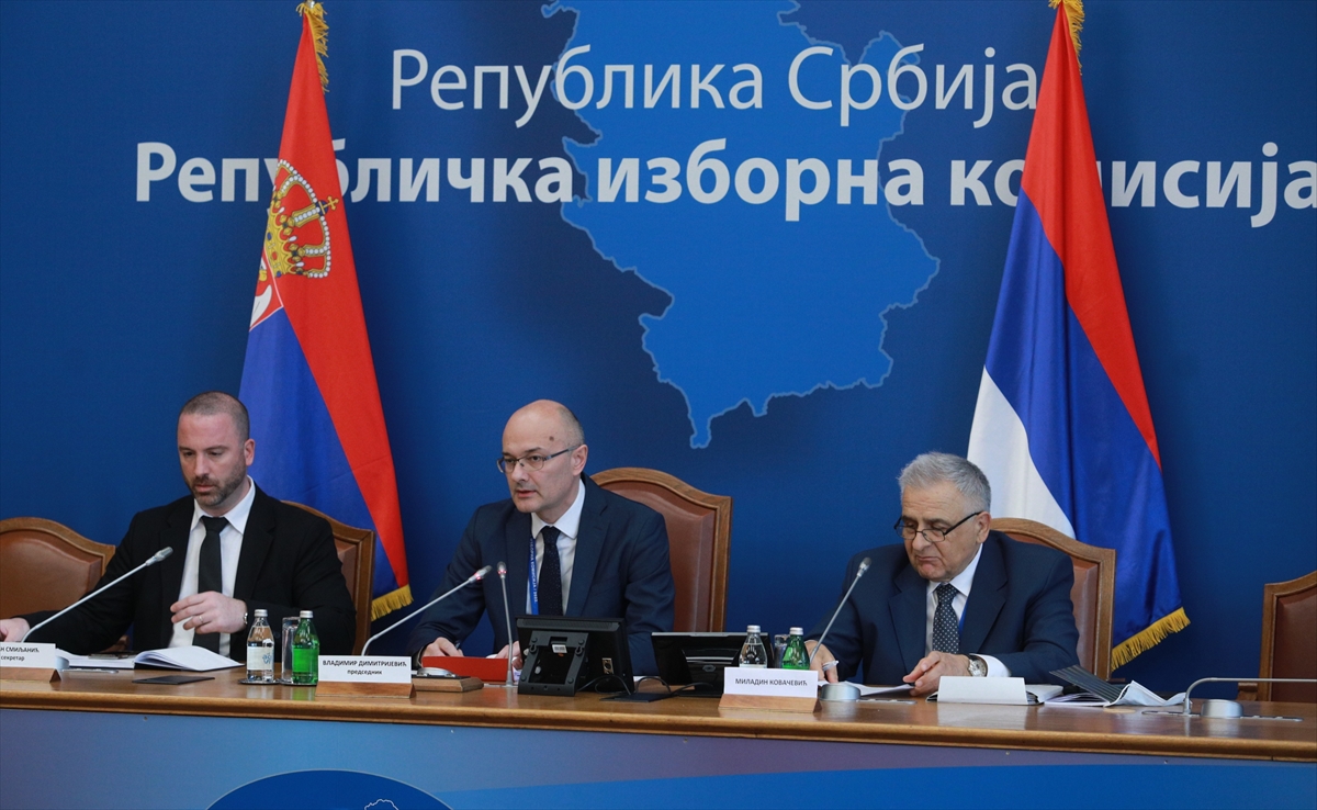 Izlaznost u Srbiji: Do 15 sati glasala trećina građana