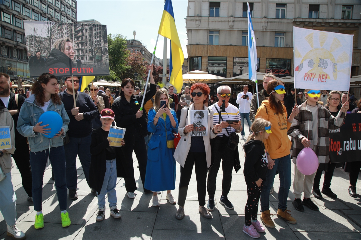 Antiratni skup u Beogradu: ”Putin ne želi mir ni na Uskrs”