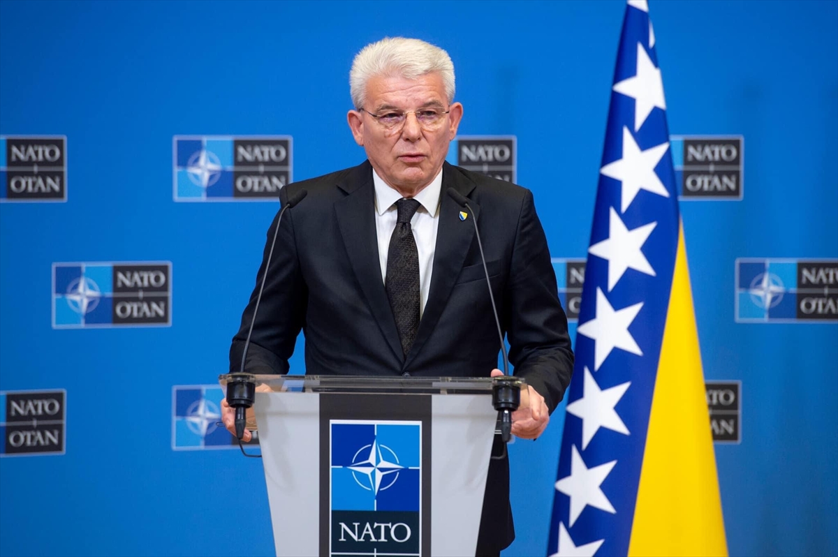 Džaferović ambasadorima NAC-a: Blokada institucija sredstvo za blokadu NATO puta BiH