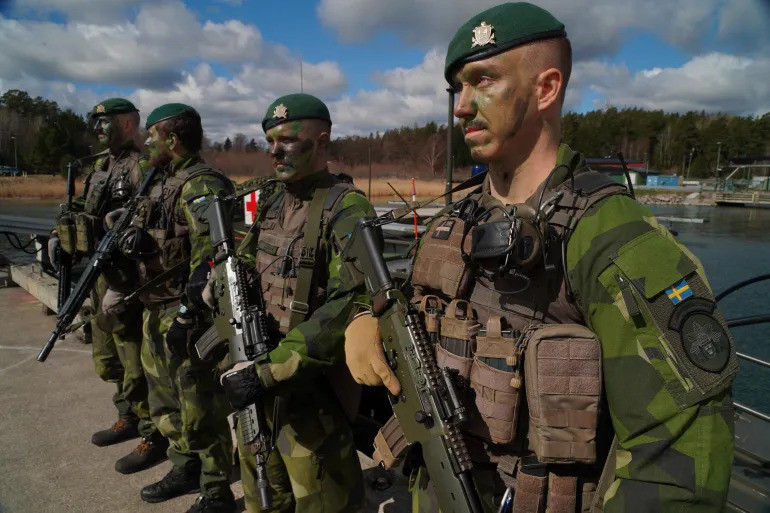 Švedska i SAD potpisali sporazum o vojnoj saradnji