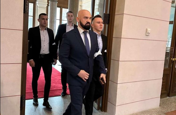 Isak: Nikad ne dozvoliti prepuštanje žrtava zaboravu