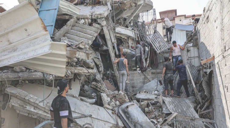 U izraelskim zračnim napadima na kuće u Jabaliji na sjeveru Gaze ubijena 33 Palestinca
