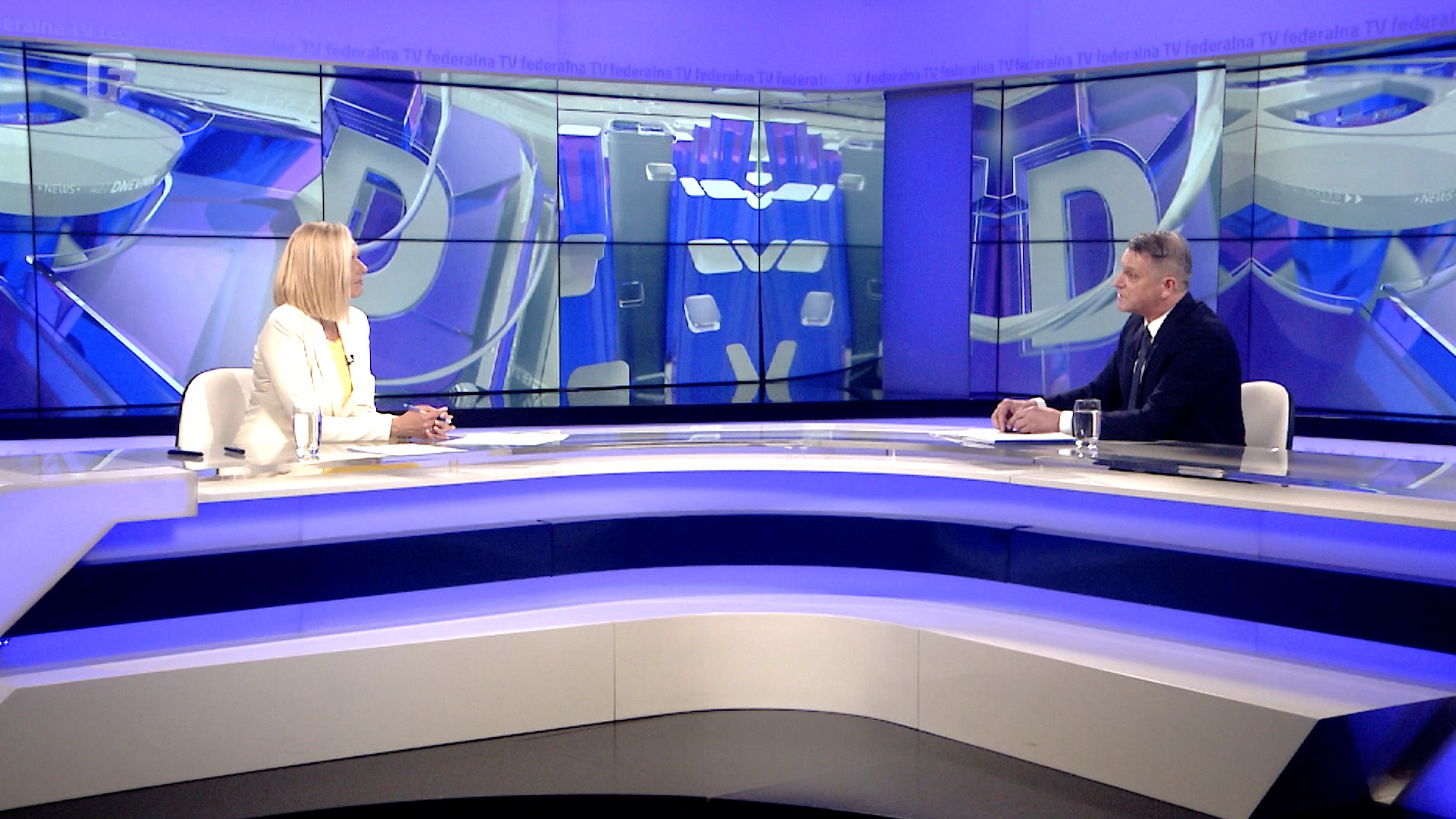 Previšić: Kad god Čović kaže da se bori za Hrvate, ode ih autobus iz BiH