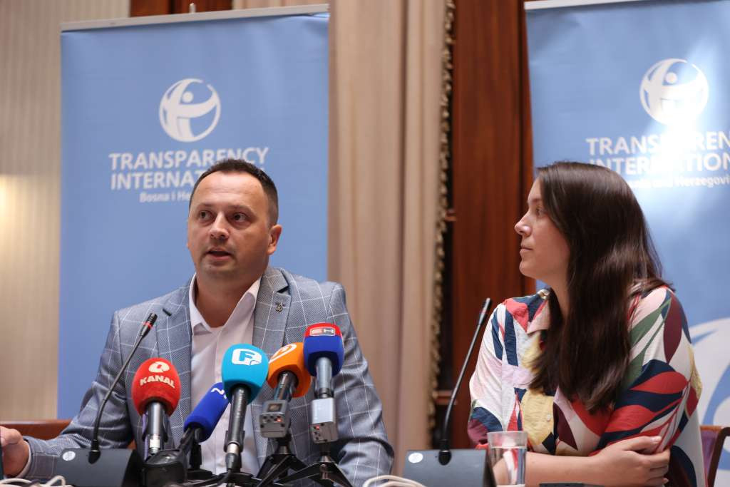 TI: podneseno 50 prijava zbog nepravilnosti u predizbornom periodu