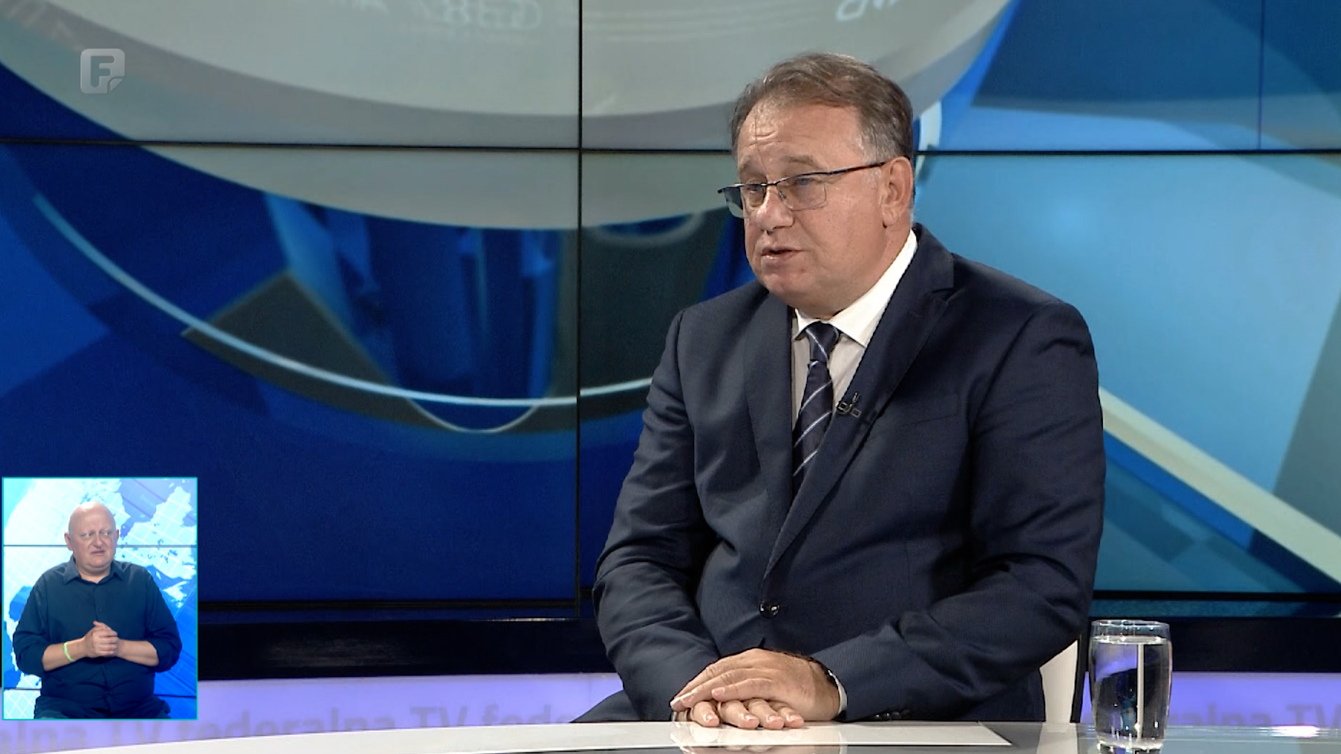 Nikšić o federalnoj i državnoj vlasti, direktoru FUP-a, novim automobilima