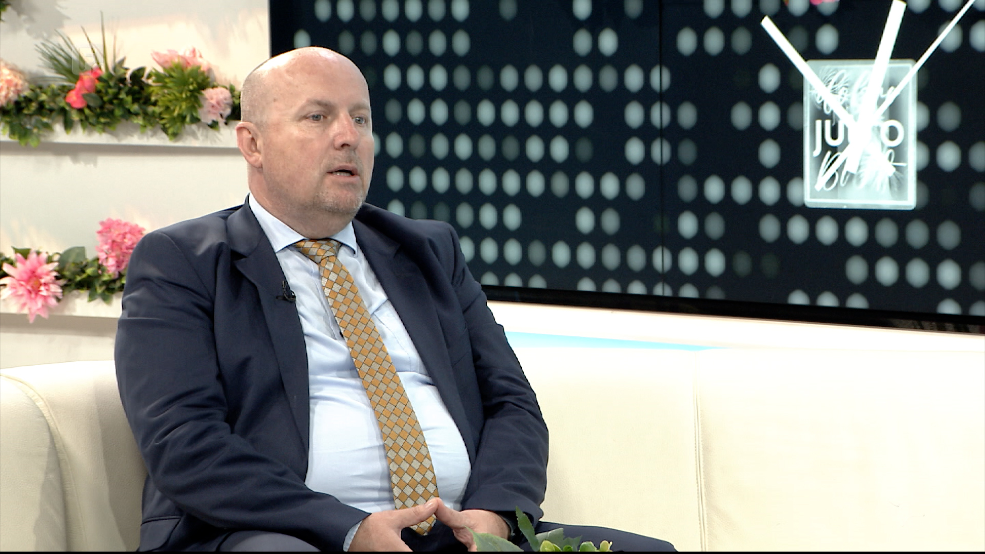 Enis Hasanović: Ne znam ko će nas liječiti. Radimo na tome, ali problema je mnogo, najveći je nedovoljno specijalizacija