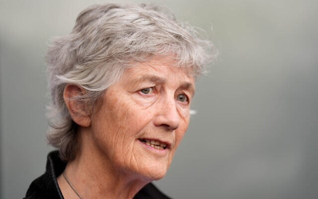 Connolly bi postala prva irska šefica države izvan tradicionalnog stranačkog sistema