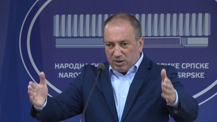 Crnadak o odluci CIK-a: Nema drame – CIK dao, CIK oduzeo 